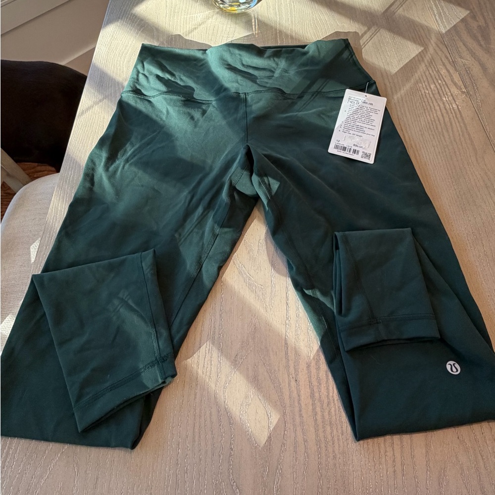 NWT LuluLemon Wunder Train Leggings (size 12)